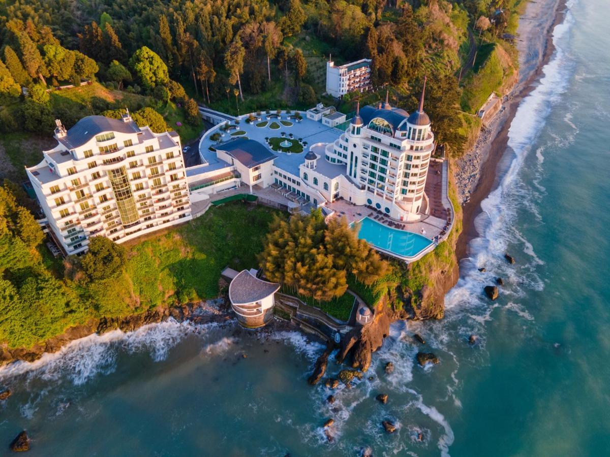 Castello Mare All Inclusive Resort Batumi Ngoại thất bức ảnh