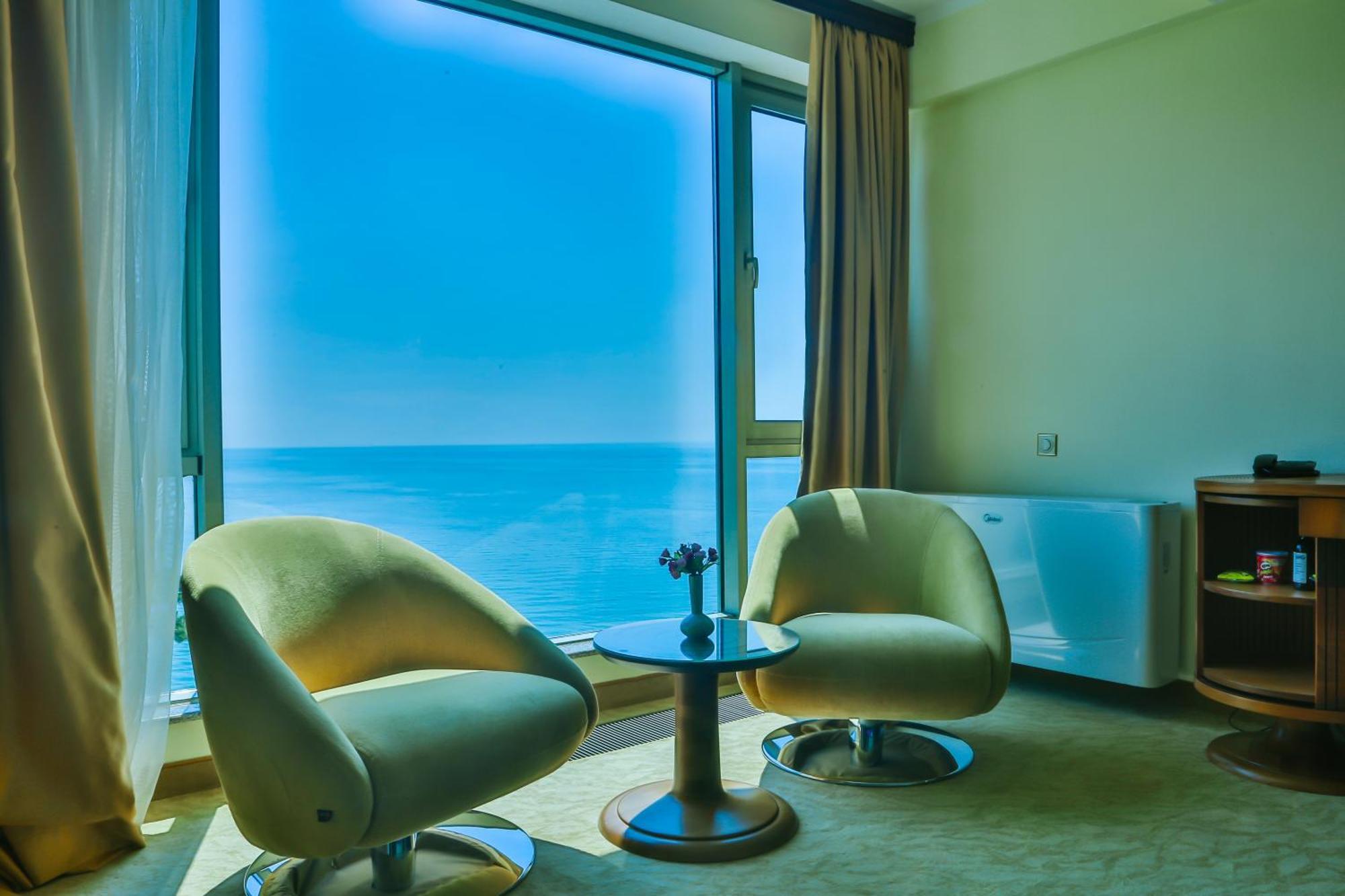 Castello Mare All Inclusive Resort Batumi Ngoại thất bức ảnh